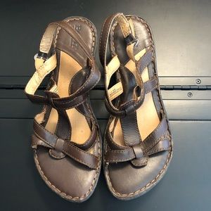 Born Brown Leather Sandals Women’s Size 8 EUR 39
